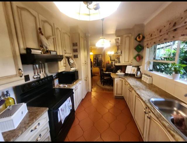 3 BEDROOM HOUSE FOR SALE IN BRACKENHURST